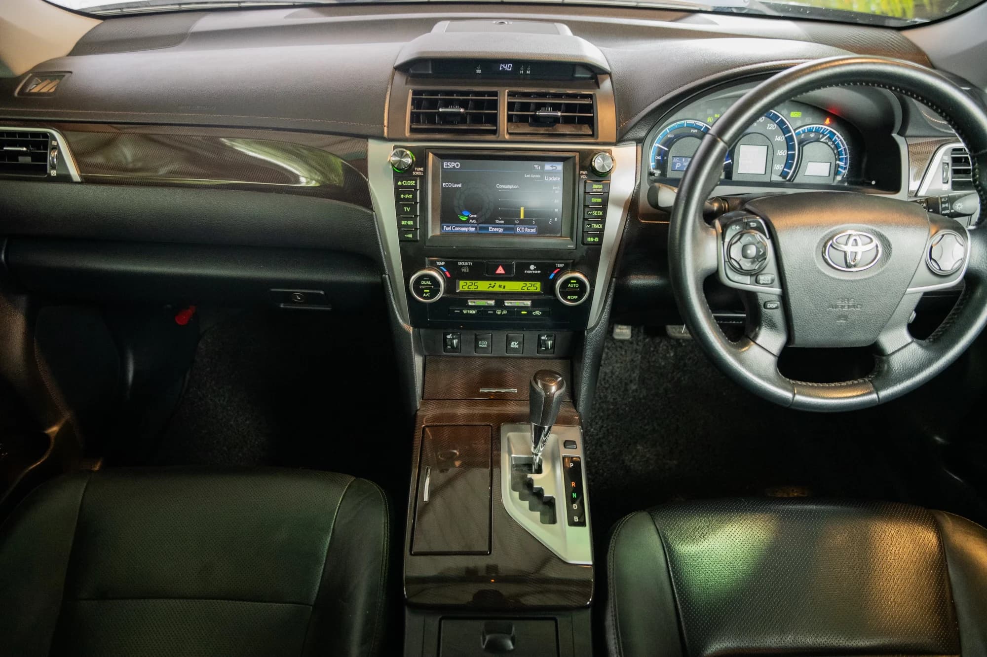 2013/14 Toyota Camry Hybrid Leather Package | 2500cc Hybrid | Sunroof | Full Toyota Lanka Service History - View 9