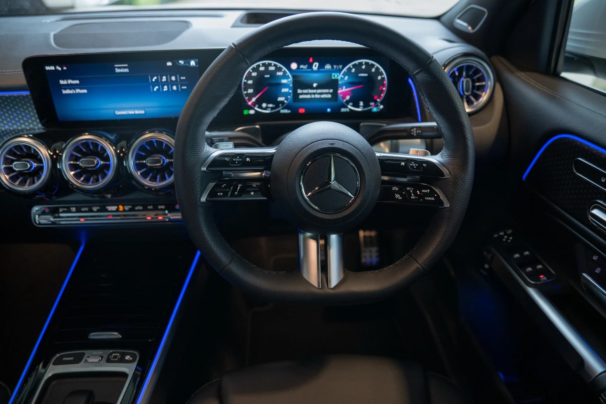 Mercedes-Benz GLB200 AMG Premium Plus | Highest Specification | 7-Seater - View 6