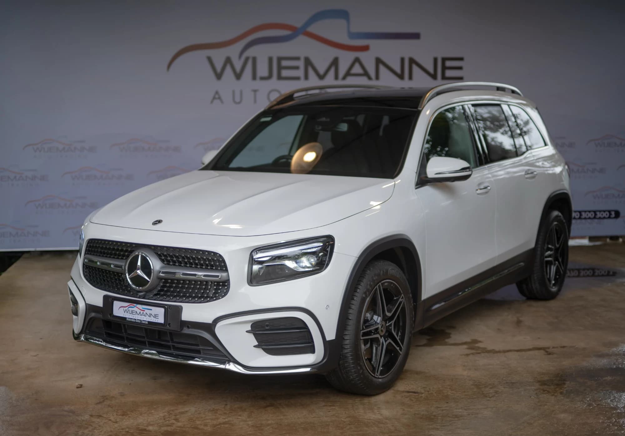 Mercedes-Benz GLB200 AMG Premium Plus | Highest Specification | 7-Seater - View 16