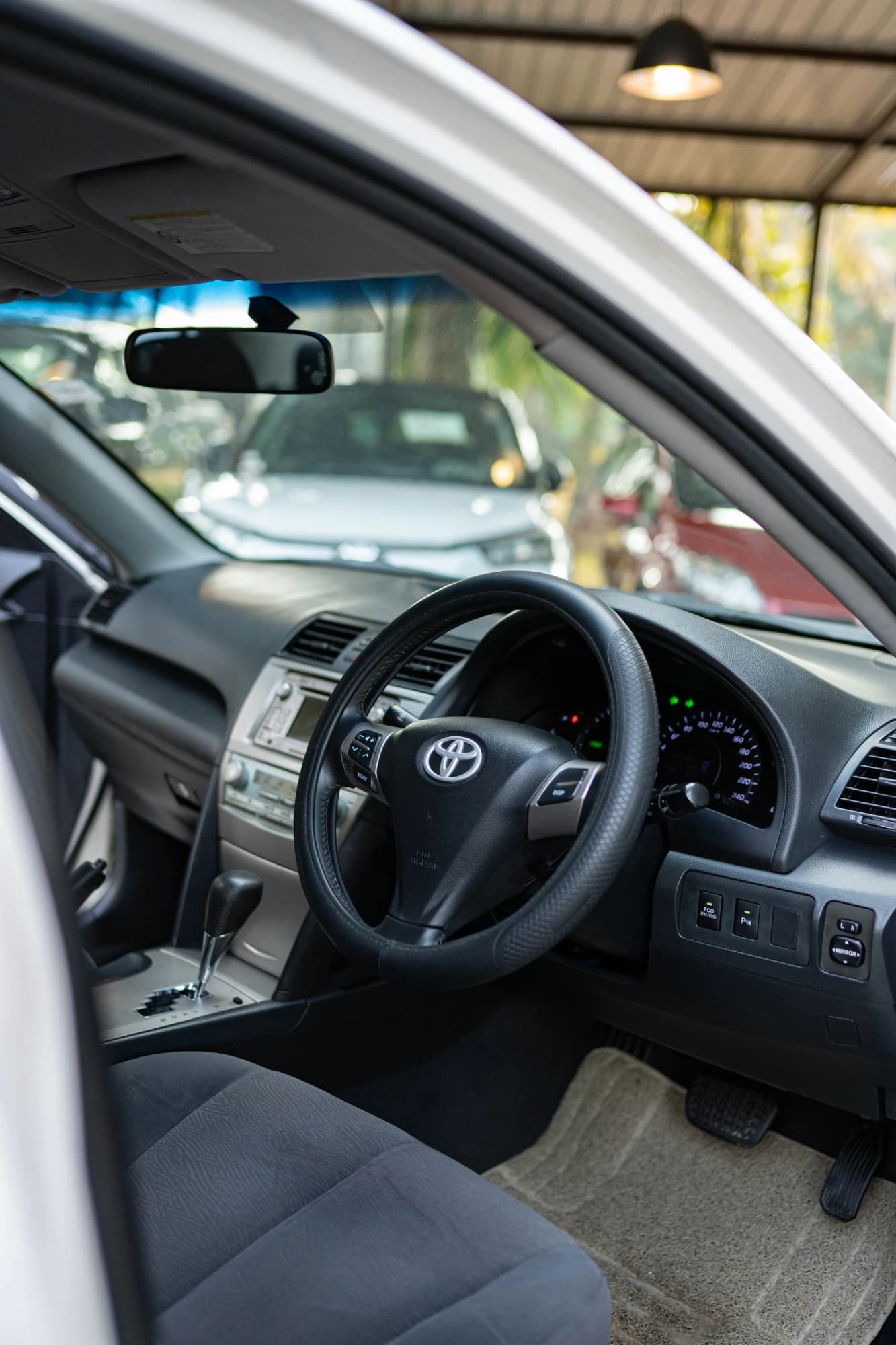 Toyota Camry Hybrid – Australian Spec - View 2