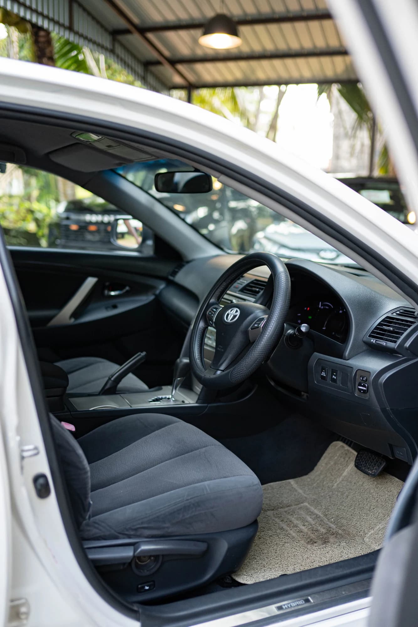 Toyota Camry Hybrid – Australian Spec - View 6