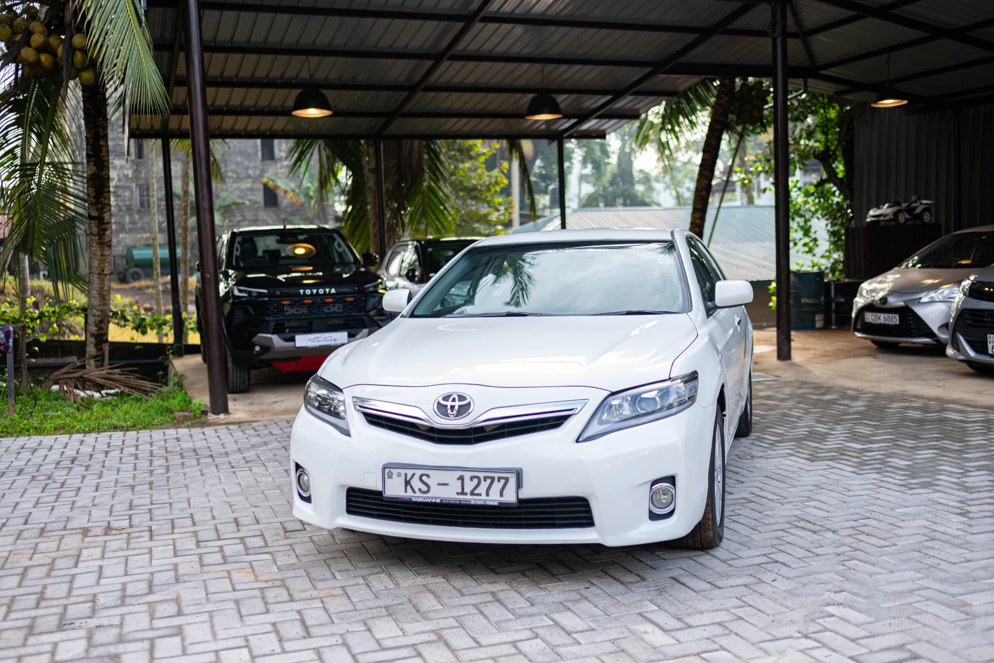 Toyota Camry Hybrid – Australian Spec - View 5
