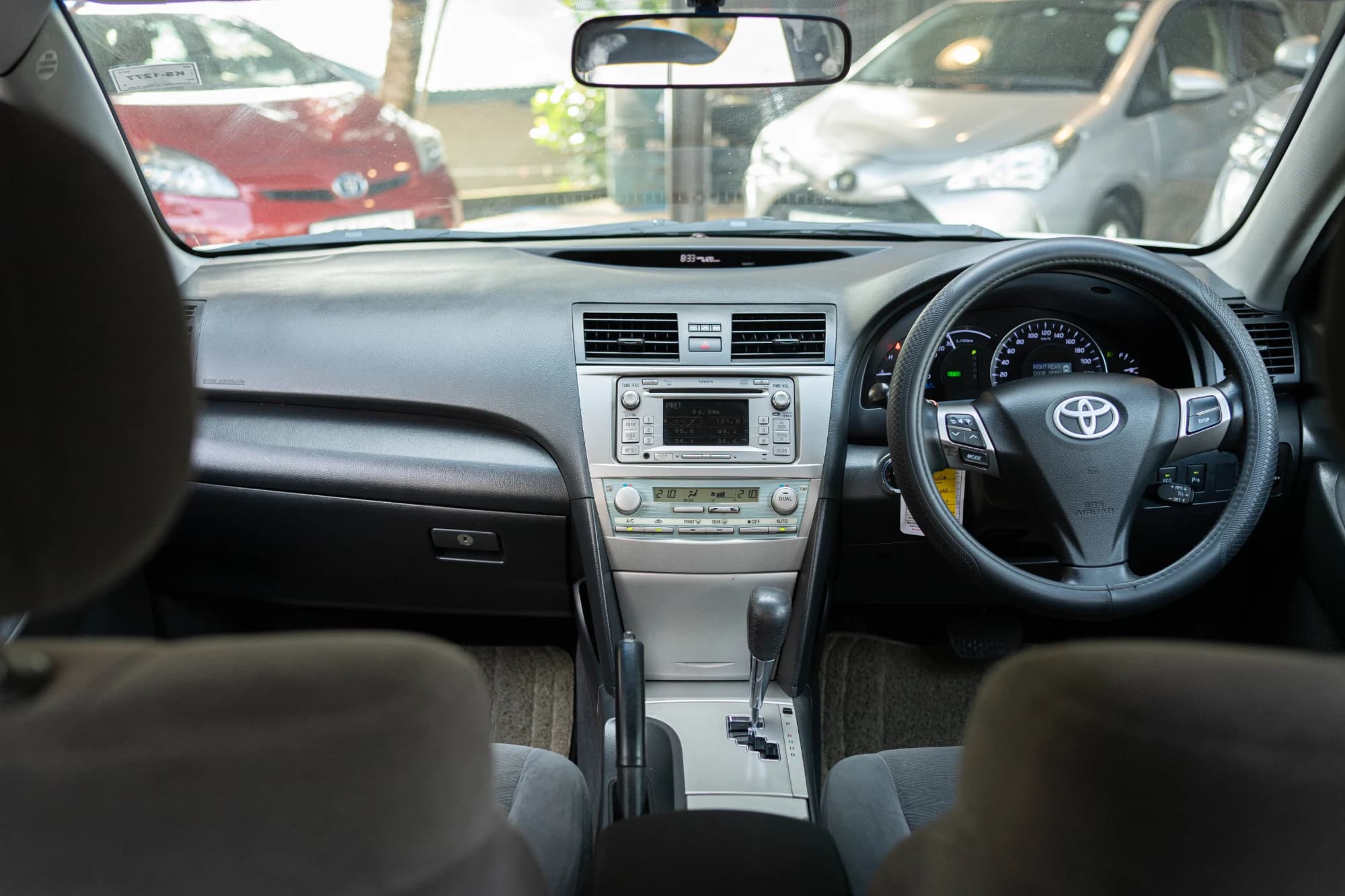 Toyota Camry Hybrid – Australian Spec - View 12